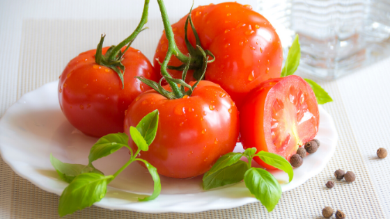 Tomato Slices for Acne Scars